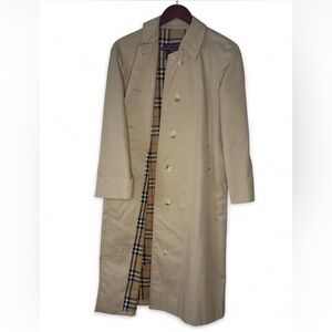 Vintage Burberrys. London Trench Coat